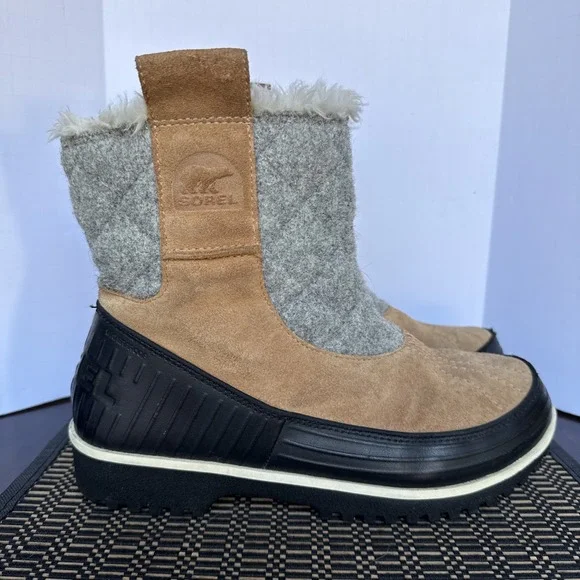 Sorel Brown and Gray Winter Boots - Picture 1 of 13